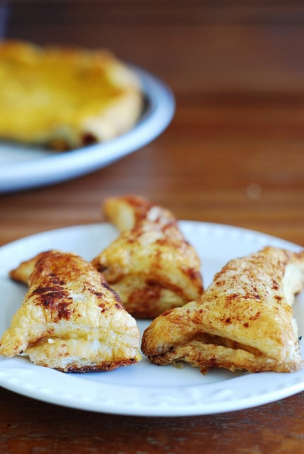 apple turnovers puff pastry