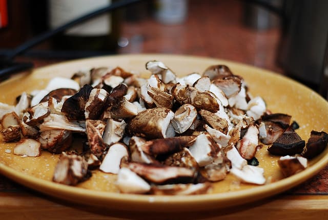 sliced shiitake mushrooms