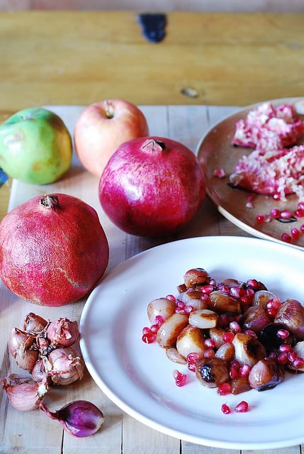 Caramelized shallots with pomegranate, cipolline onions or small boiling onions