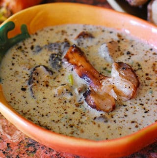creamy mushroom soup with shiitake