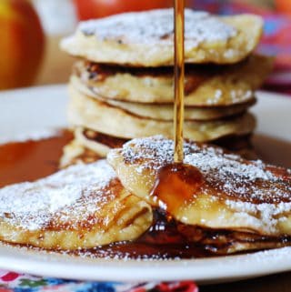 apple cinnamon pancakes