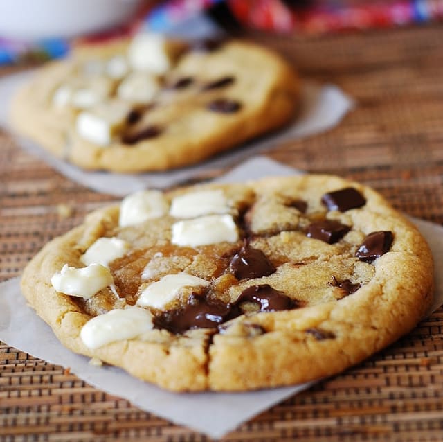Chocolate chip and white chocolate chip cookies