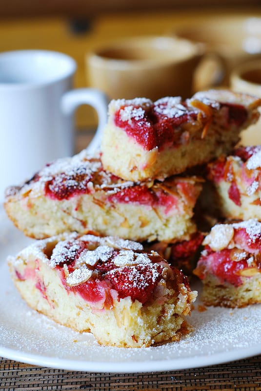 Strawberry almond cake bars