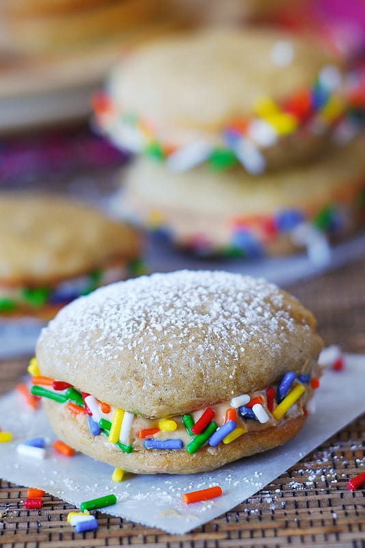 Banana whoopie pies with fluffy peanut butter frosting