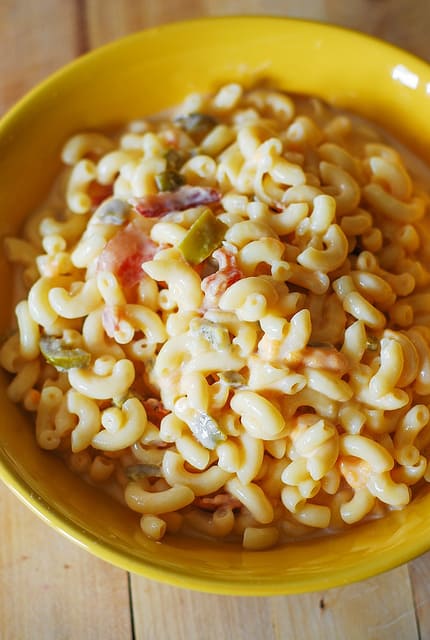 Bacon jalapeno popper mac and cheese