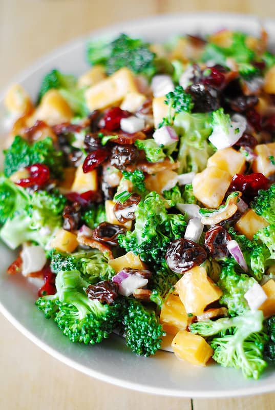 broccoli salad recipe with raisins