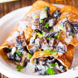 creamy crepes stuffed with chicken and mushroom filling