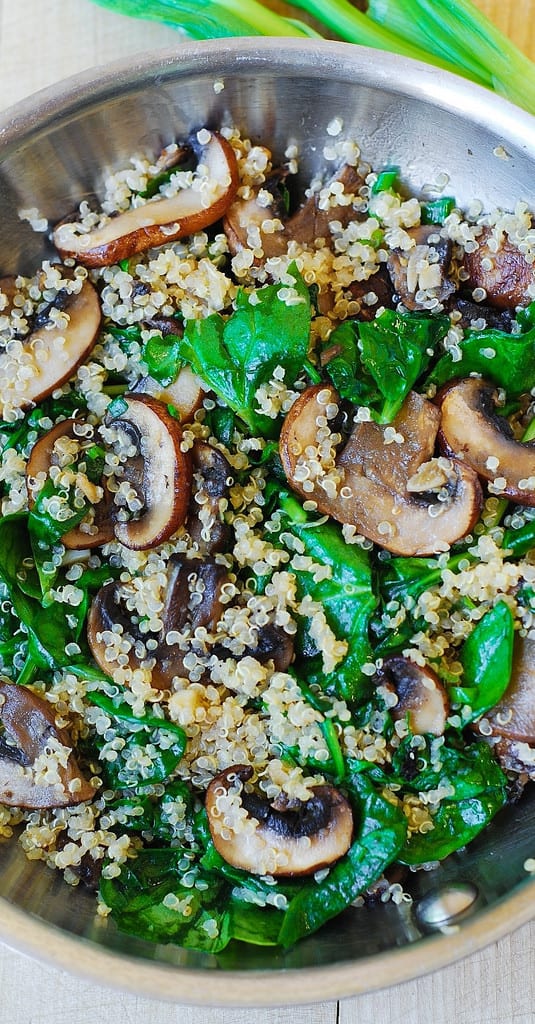 Spinach and mushroom quinoa, vegetarian recipes, healthy recipes, clean recipes, spinach recipes, mushroom recipes
