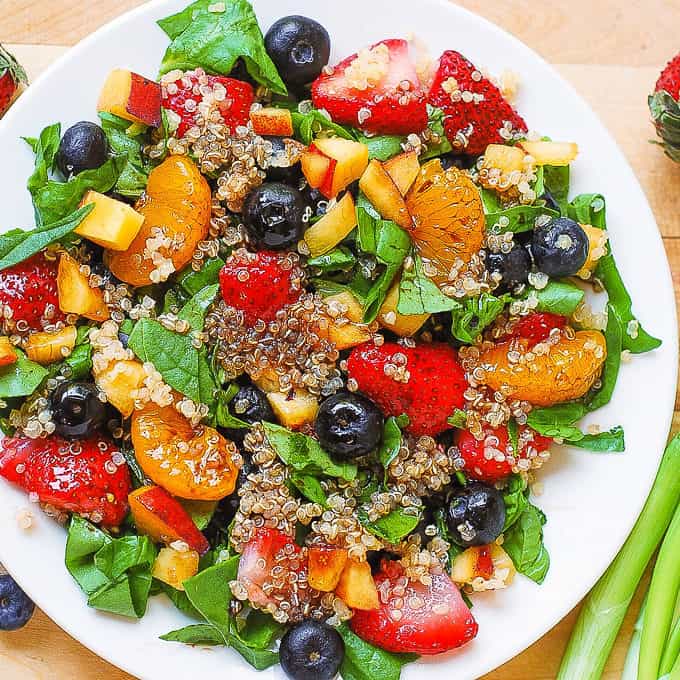 Quinoa Salad with Spinach, Strawberries, and Blueberries - Julia's Album
