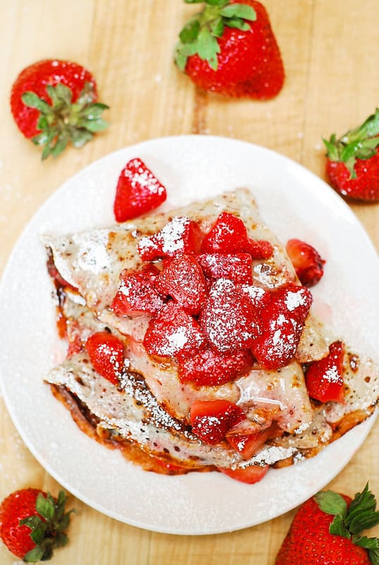 Strawberry and Nutella crepes 