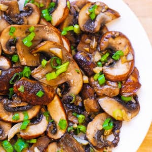 mushroom garlic saute (paleo, gluten free)