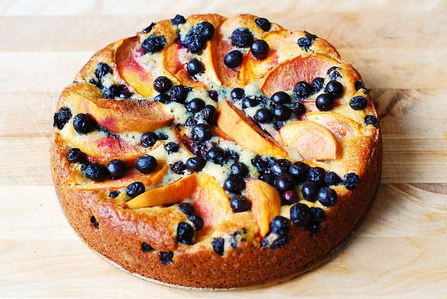 greek yogurt cake in a springform pan, peach and blueberry cake in a springform pan, round cake, berry cake recipes, fruit, peach desserts, blueberry desserts