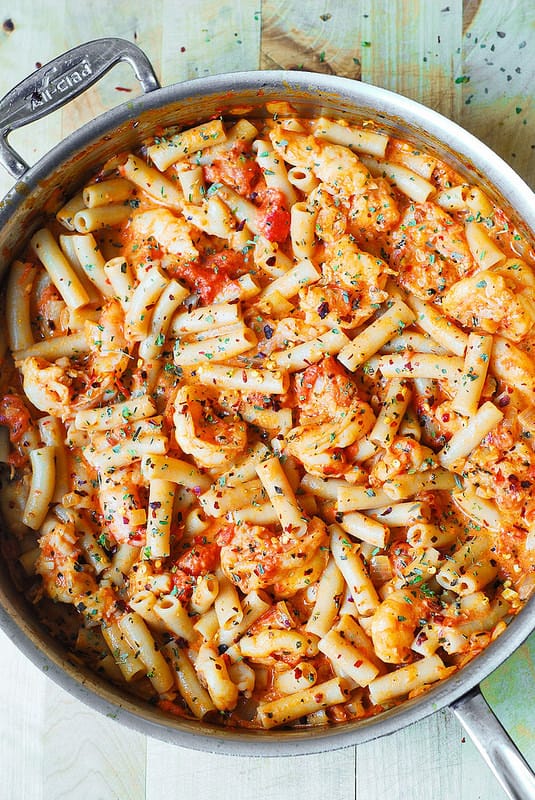 shrimp pasta recipe, shrimp penne recipe, spicy pasta sauce, spicy tomato sauce, gluten free dinner recipe, gluten free shrimp pasta