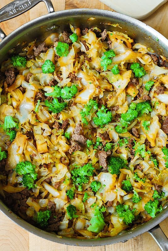 Asian Ground Beef, Broccoli, and Cabbage Stir-Fry 