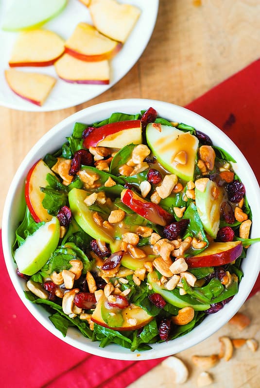 add balsamic dressing to the salad (step-by-step photos)