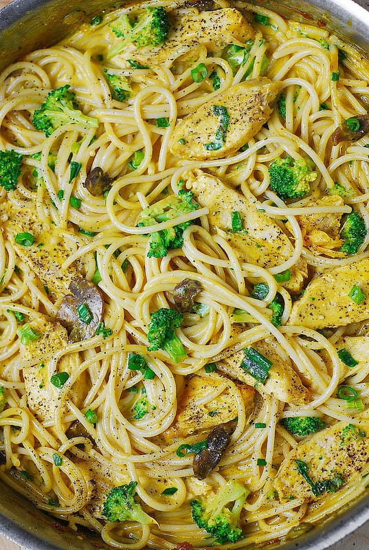 Creamy chicken and broccoli pasta with golden mushroom sauce