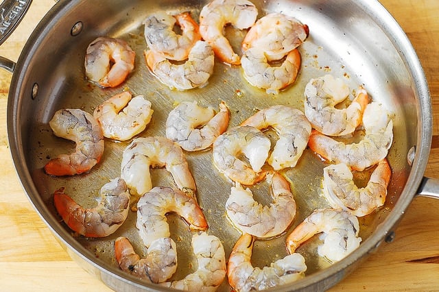 how to cook shrimp in the skillet (step-by-step photos)