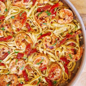 Shrimp Scampi Linguine Pasta with Sun-Dried tomatoes