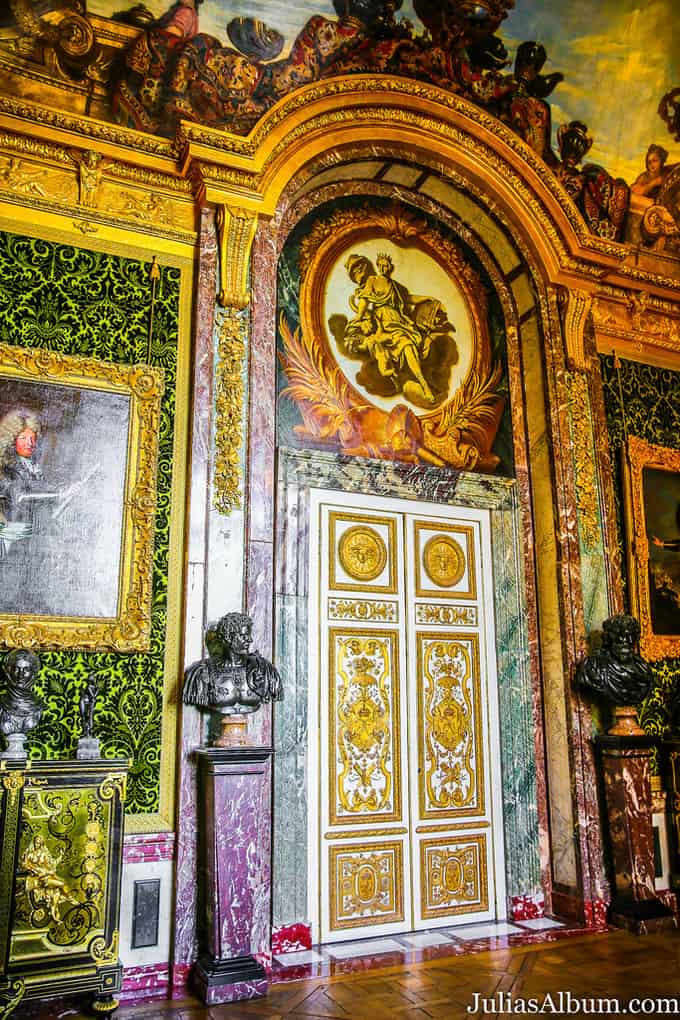 Palace of Versailles: Interior Apartments
