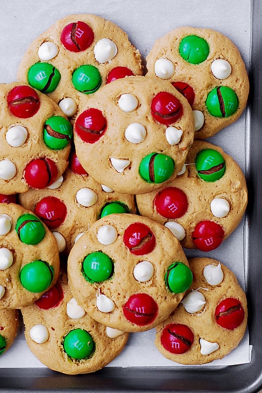 peanut butter M&Ms cookies