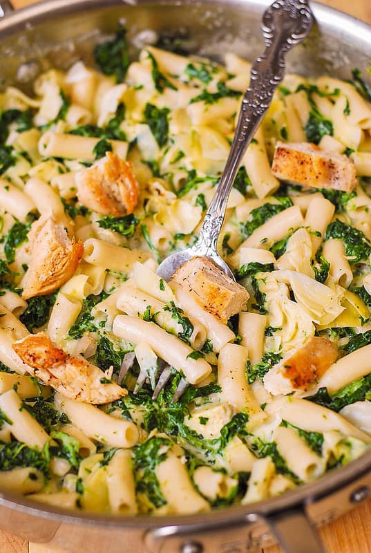 easy chicken pasta wish spinach and artichoke