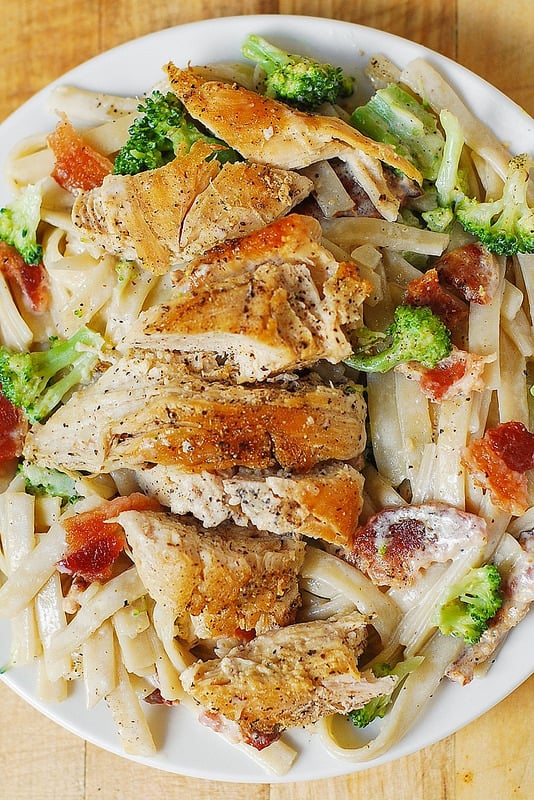 chicken broccoli pasta with bacon 
