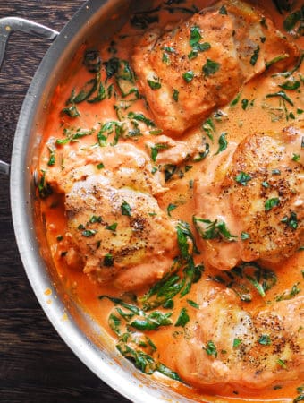 best chicken thighs, how to cook chicken thighs, creamy tomato basil sauce