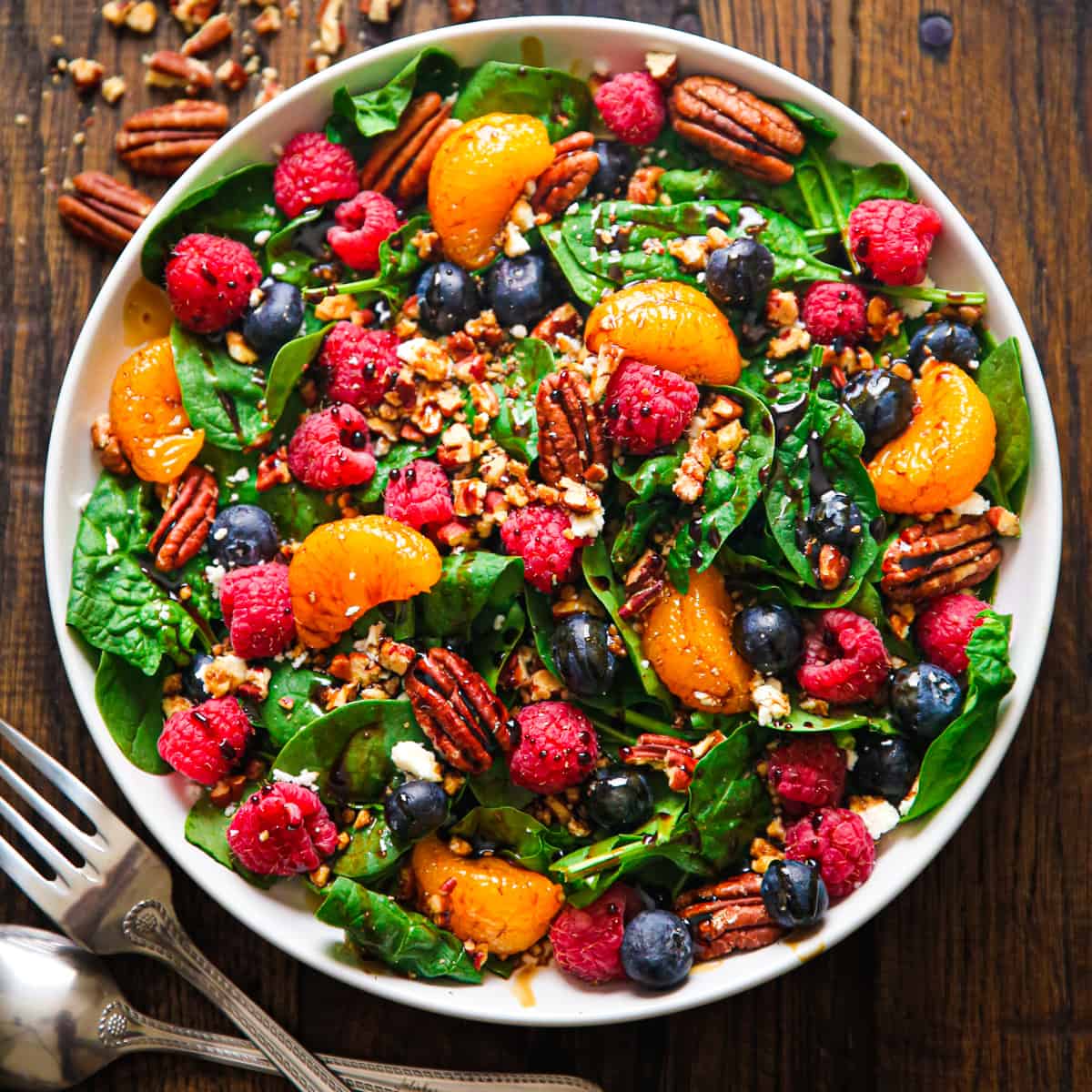 Berry Spinach Salad with Blueberries and Raspberries - Julia's Album