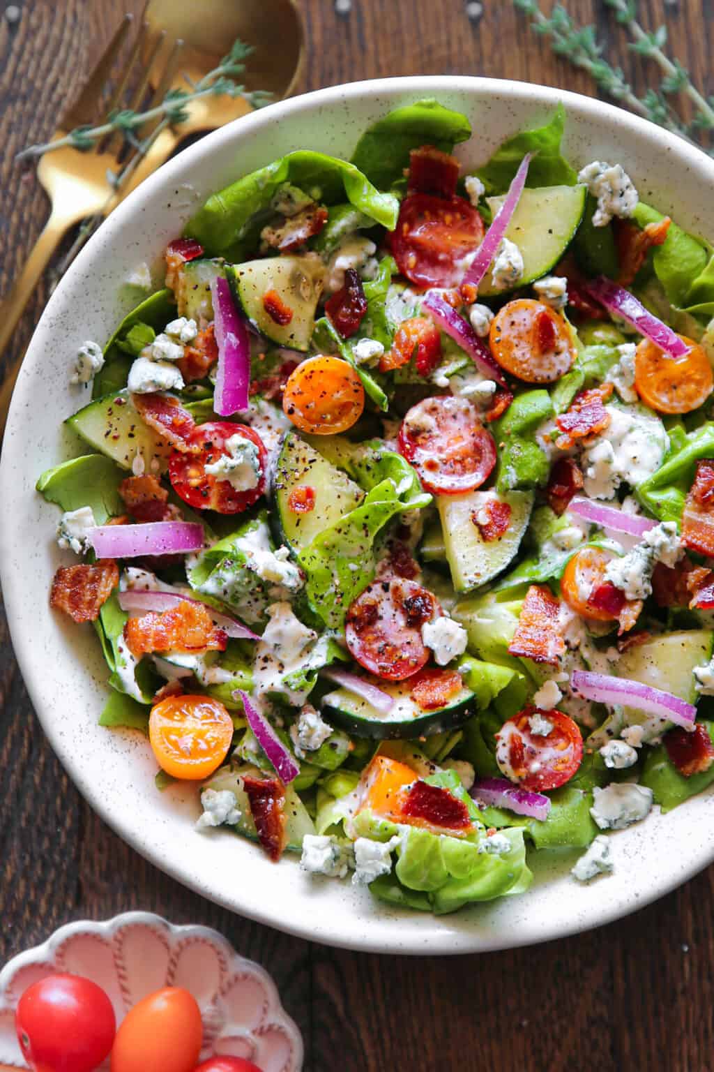 Tomato Cucumber Lettuce Salad - Julia's Album - Foodie Passion Blog