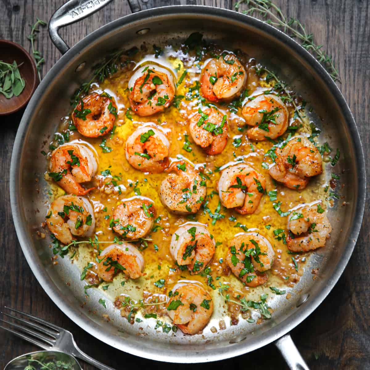 https://juliasalbum.com/wp-content/uploads/2023/09/Garlic-Butter-Shrimp-recipe-2-2.jpg