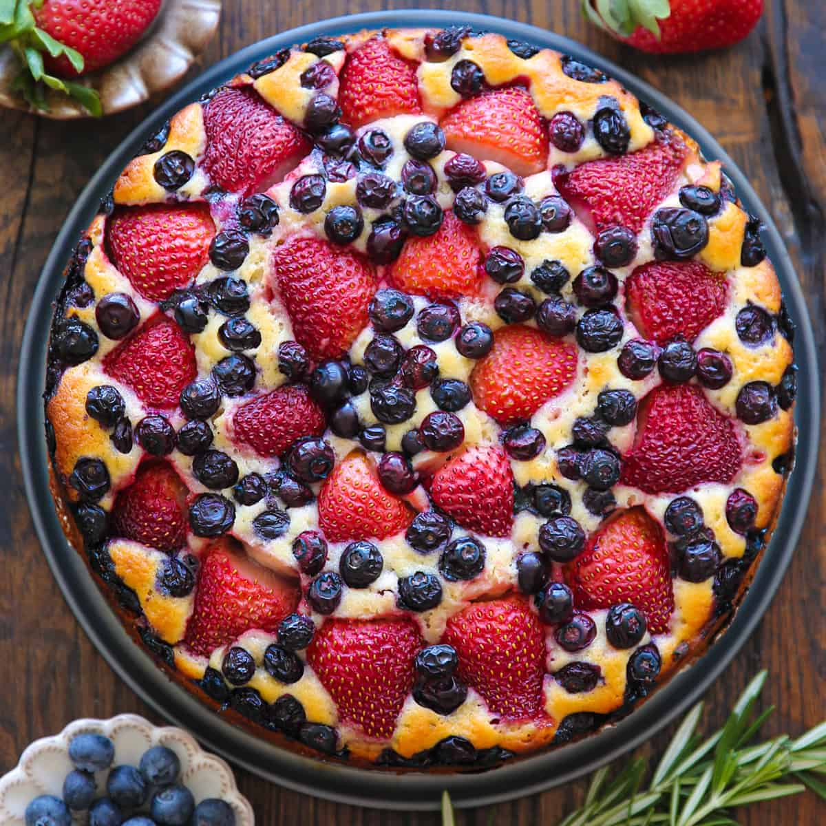 Strawberry Blueberry Cake Julia s Album how-to-make-easy-dessert-recipes-with-few-ingredients